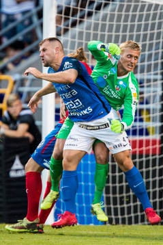 Norrbys Mehmed Dresevic och Helsingborgs målvakt Pär