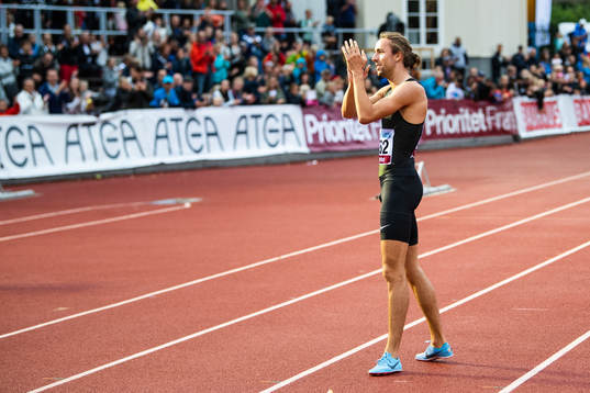Andreas Kramer jublar