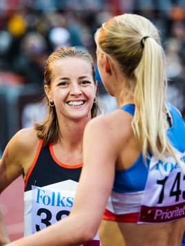 Lovisa Lindh jublar