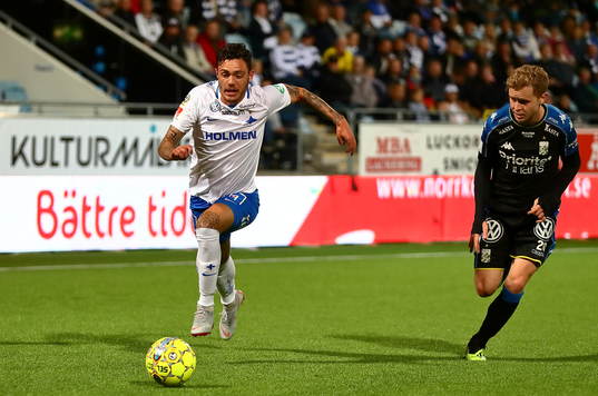 Norrköpings David Moberg Karlsson  och IFK Göteborgs