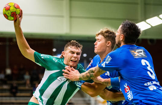 Hammarbys Anders Wik-Rydberg och Skövdes Matias Helt