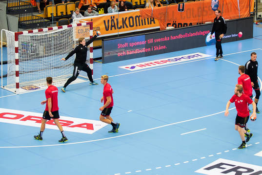 Malmö spelare värmer upp