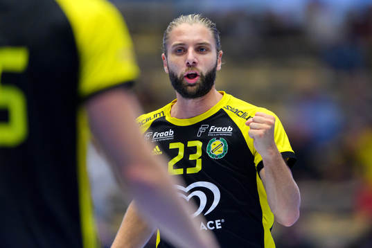 Sävehofs Viktor Ottosson jublar