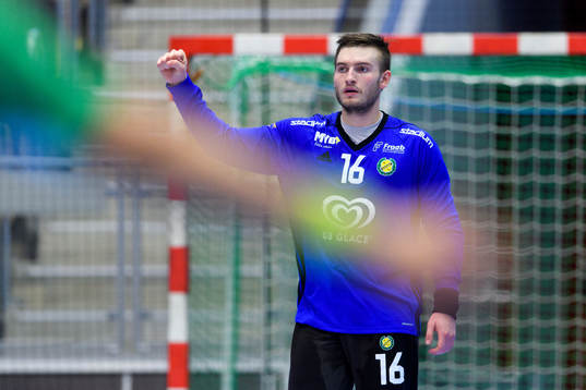 Sävehofs målvakt Agust Eli Björgvinsson jublar