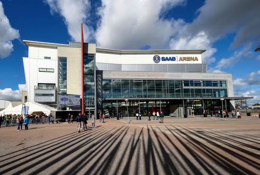 Utanför SAAB Arena