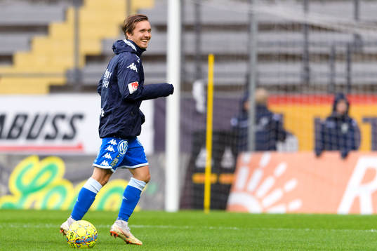 IFK Göteborgs Patrik Karlsson Lagemyr värmer upp innan