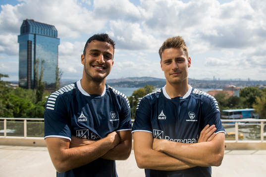 Harmet Singh and Kristoffer Zachariassen of Sarpsborg 08