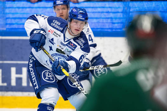Leksands Axel Bergkvist  i ishockeymatchen i