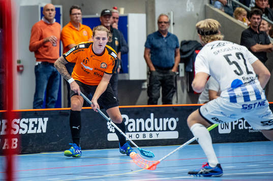 Höllvikens Daniel Persson mot Helsingborgs Jonathan