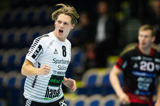 IFK Ystads Christopher Schnell jublar