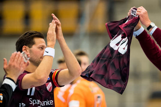 Lugis Anders Hallberg hyllas