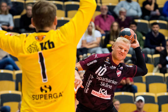 Lugis Hampus Jildenbäck mot Kristianstads målvakt Leo