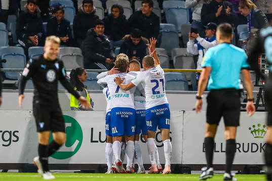 Norrköpings spelar jublar