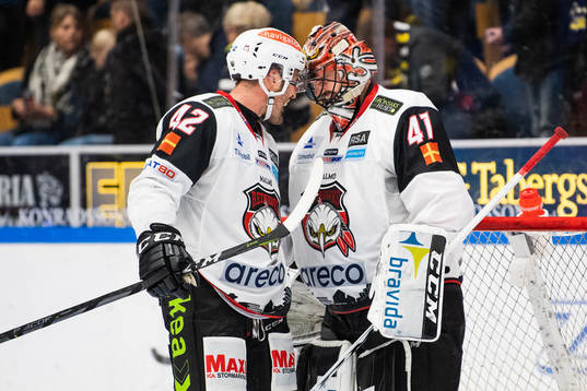 Malmö Redhawks Niklas Arell och målvakt Cristopher