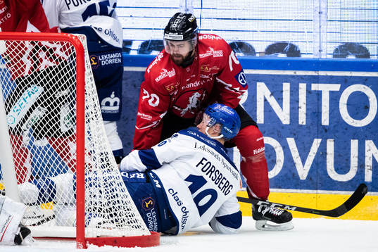 Vita Hästens Rikard Olsén och Leksands Tobias Forsberg