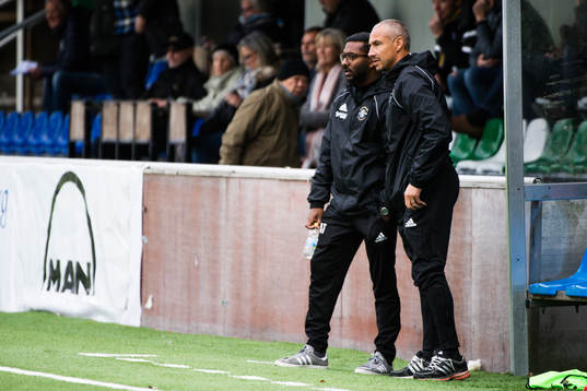 Ängelholms tränare Alexander Tengryd och Henrik Larsson