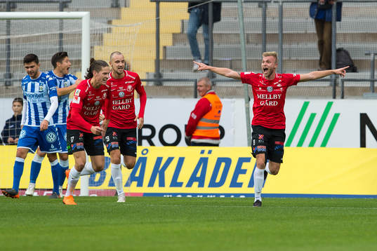 Trelleborgs Robin Nilsson jublar