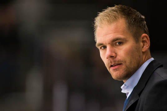 s tränare Tomas Mitell