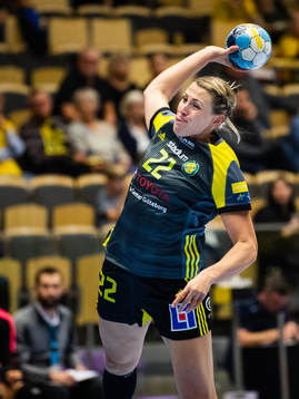 Sävehofs Johanna Ahlm skjuter