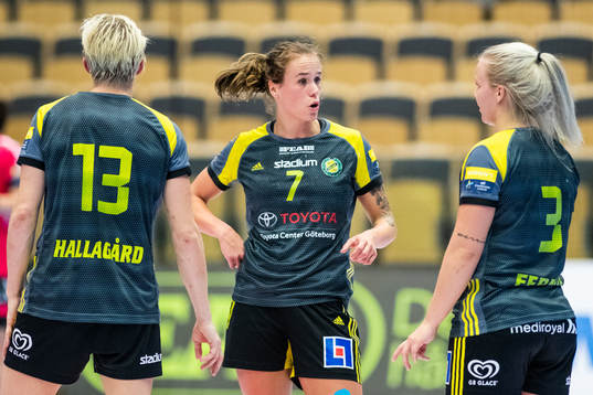 Sävehofs Elin Hallagård, Thess Krönell och Emma Ekenman