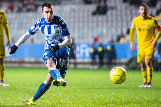 IFK Göteborgs Giorgi Kharaishvili gör 1-2 på straff