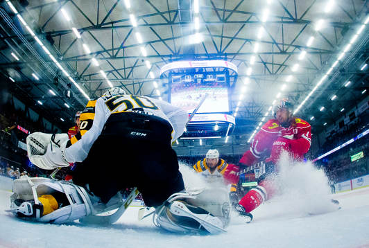 Örebros Aaron Palushaj