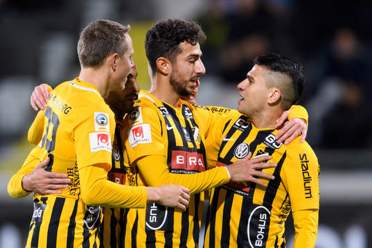 Häckens Daleho Irandust och Paulinho jublar