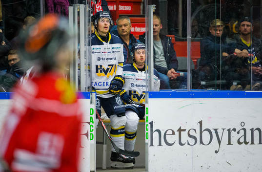 s Mikko Lehtonen och Christoffer Törngren deppar i