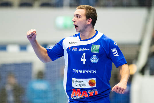 Alingsås Samuel Lindberg jublar
