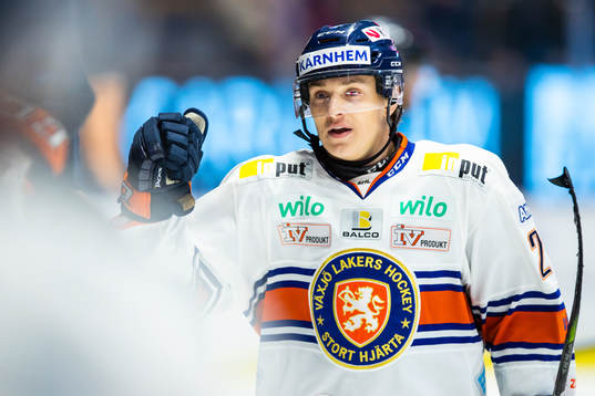 Växjös Pontus Holmberg jublar