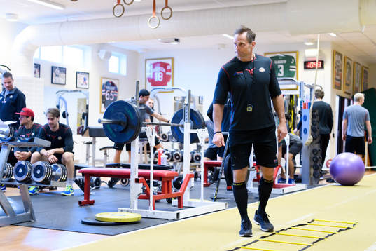 Frölundas fystränare Pär Edlund innan en