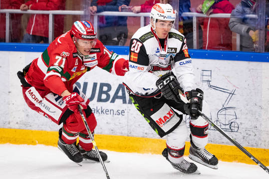 Moras Marek Daloga och Malmö Redhawks Henrik Hetta