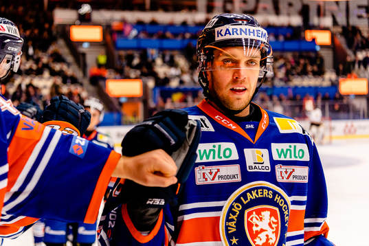 Växjös Peter Andersson jublar