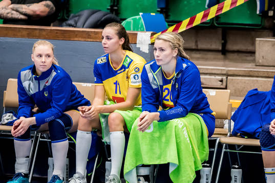 Sveriges Mathilda Lundström (v), Daniela Gustin och