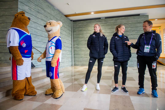 Henny Ella Reistad, Stine Bredal Oftedal of Norway and