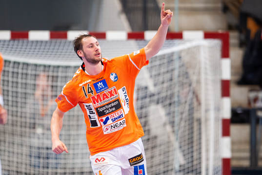 Kristianstads Viktor Hallén jublar