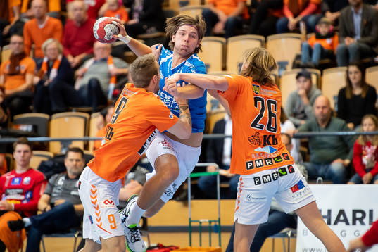 Redbergslids August Wiger mot Kristianstads Tore Stig Moen
