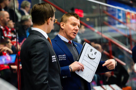 Malmö Redhawks tränare Peter Andersson
