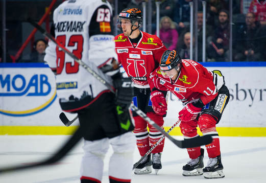 Örebros Aaron Palushaj leds av skadad