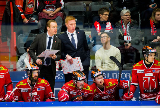 Örebros tränare Niklas Eriksson och assisterande tränare