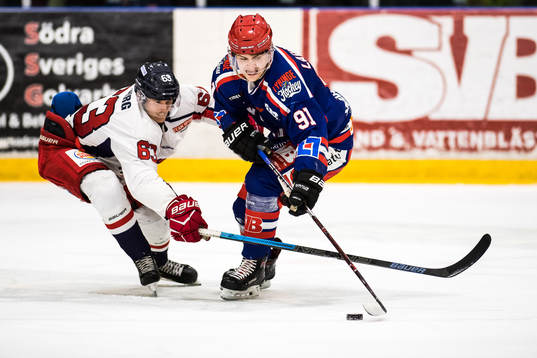 Tyringes Emil Larsson och Hanhals Johan Holmberg