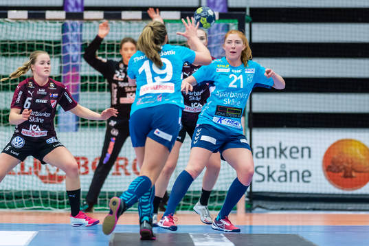 H65s Kristin Thorleifsdottir och Sofia Hvenfelt