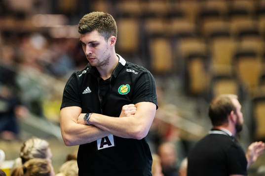 Sävehofs tränare Rasmus Overby deppar