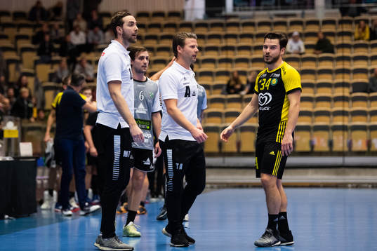 Önnereds assisterande tränare Marcus Tobiasson, tränare