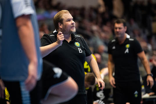 Sävehofs tränare Andreas Stockenberg gestikulerar