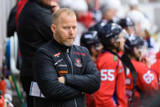 Hanhals tränare Niclas Högberg
