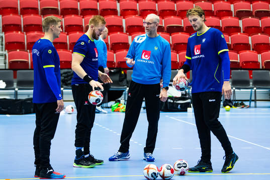 Linus Arnesson, Jim Gottfridsson, målvaktstränare Mats