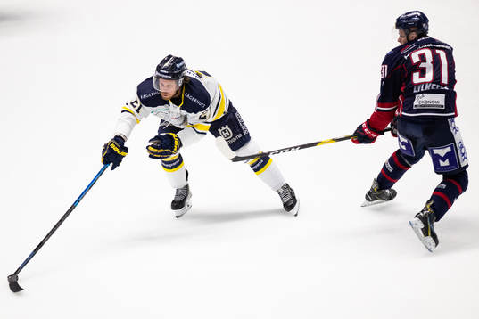 s Mattias Tedenby och Linköpings Olle Lycksell