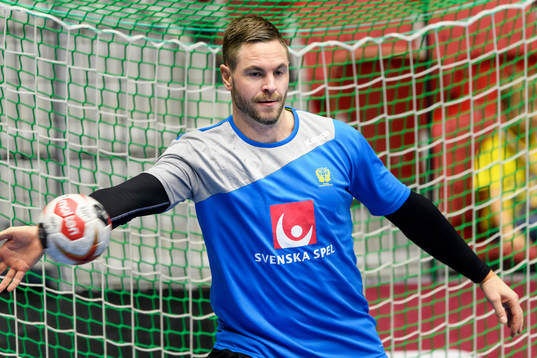 Sveriges målvakt Andreas Palicka före