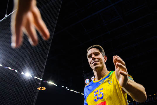 Kim Andersson of Sweden celebrates with supporters